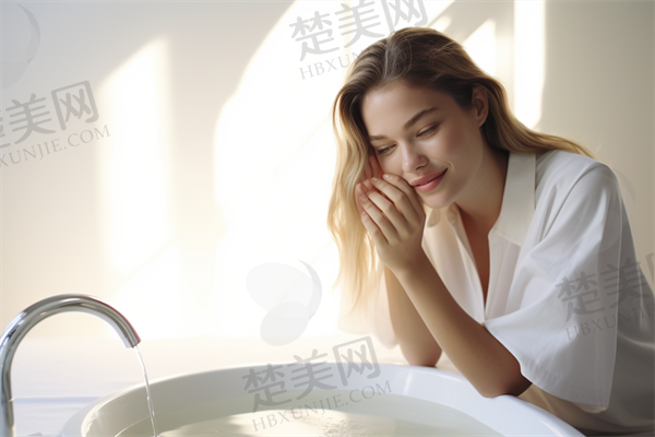 隆胸手术哪家医院价格便宜又靠谱？