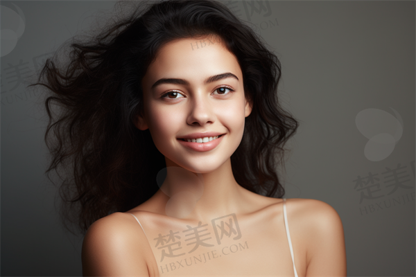 斜视的症状和治疗方式有哪些？