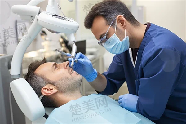 临沂健存口腔医院环境怎么样?医院环境非常优雅舒适,给人一种温馨放松的感觉。