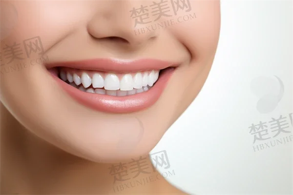 在江阴光明口腔门诊部的拔牙体验:专業团队与舒适环境的理想融合,带来无忧的就医感受。