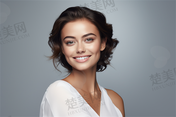 五、耿继龙双眼皮技术的临床应用与实例展示