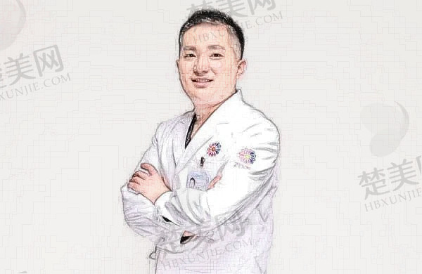 邱伟