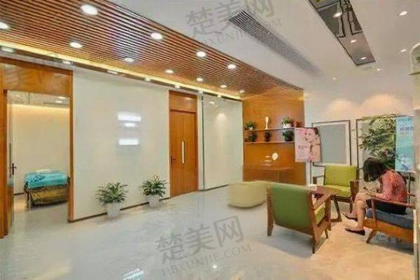 荆州青逸美医疗美容诊所(植发)